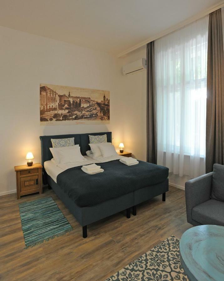 M37 Apartman Debrecen Luaran gambar