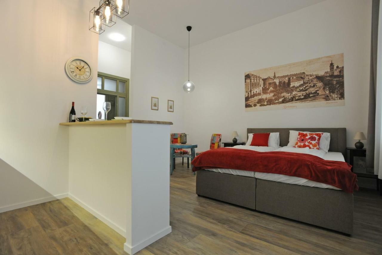 M37 Apartman Debrecen Luaran gambar