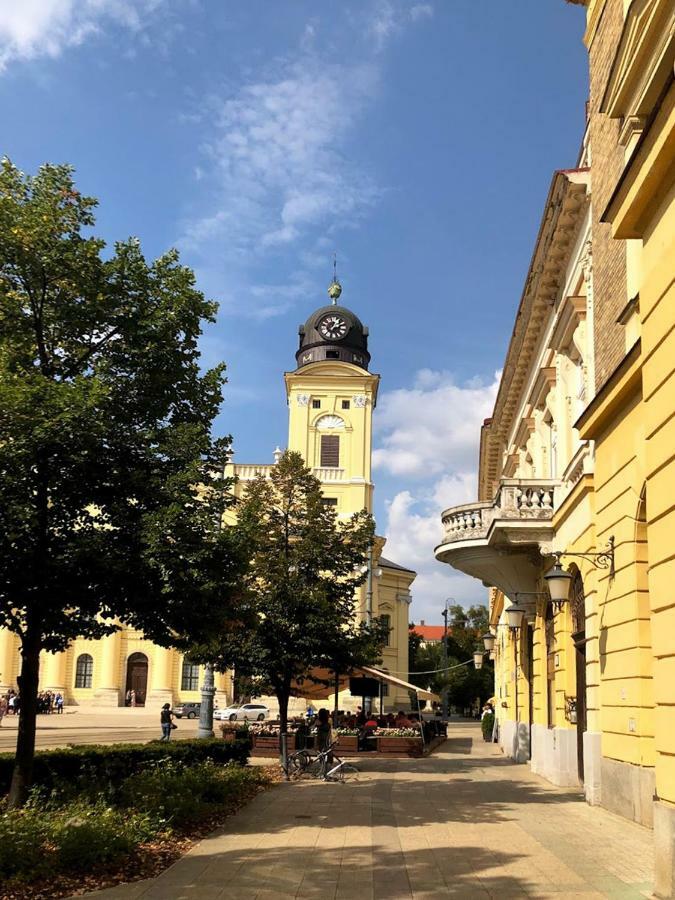M37 Apartman Debrecen Luaran gambar